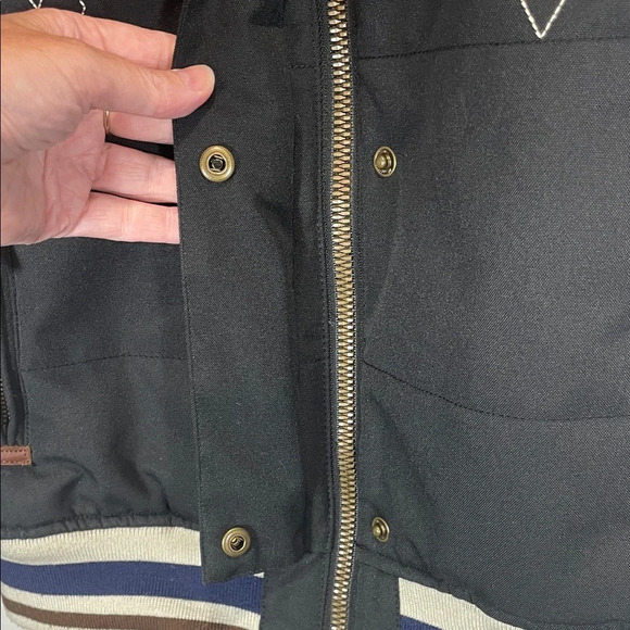 Picture Organic Women's Navy Vest with Fur Hood - Picture 7 of 14